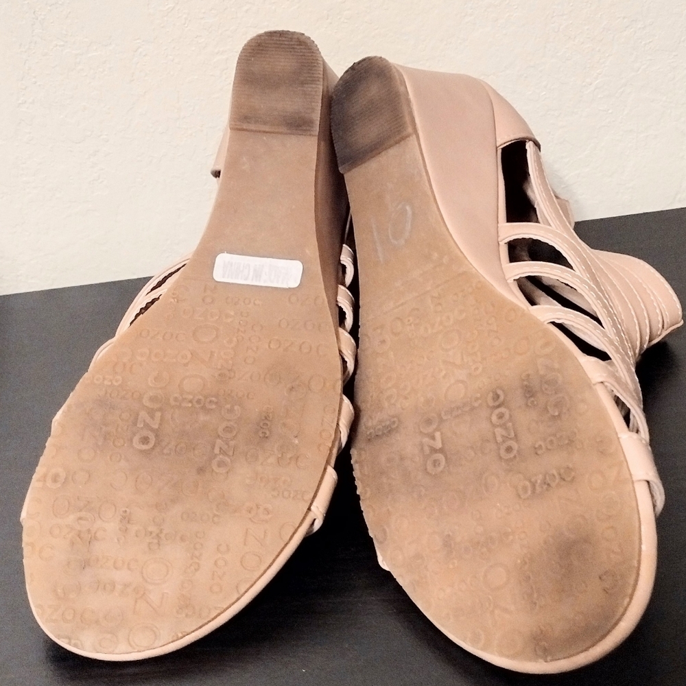 BELLADIA Strappy shoes Color Tan Size 7.5 - Picture 8 of 11